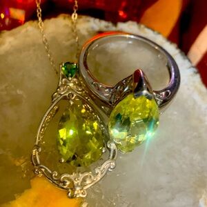 Copy gift suggestion Russian verde quartz wdiamond pendant Spinel ring NWOT 925